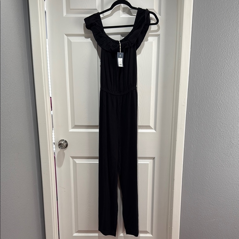 Universal Thread Black Sleeveless Jumpsuit with V-Neck and Waist Tie